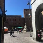 A Due Passi Dal Castello 페라라