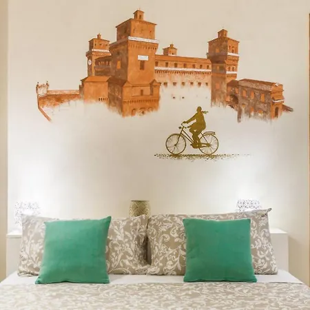 A Due Passi Dal Castello By Estensecollection *