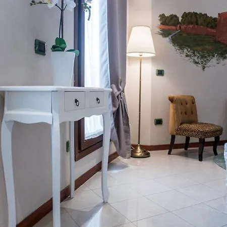 Apartment A Due Passi Dal Castello Ferrara
