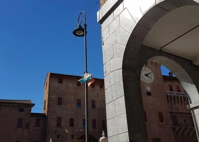 A Due Passi Dal Castello Apartment