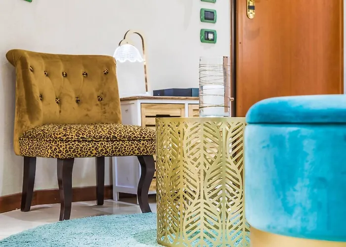 A Due Passi Dal Castello